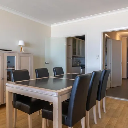 Apartment Modern Family With Amazing Seaview T99