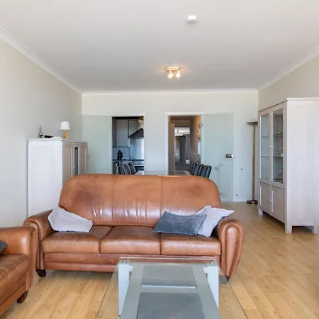 Bel Air - Modern Family With Amazing Seaview T99