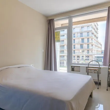 Daire Bel Air - Modern Family With Amazing Seaview T99 *